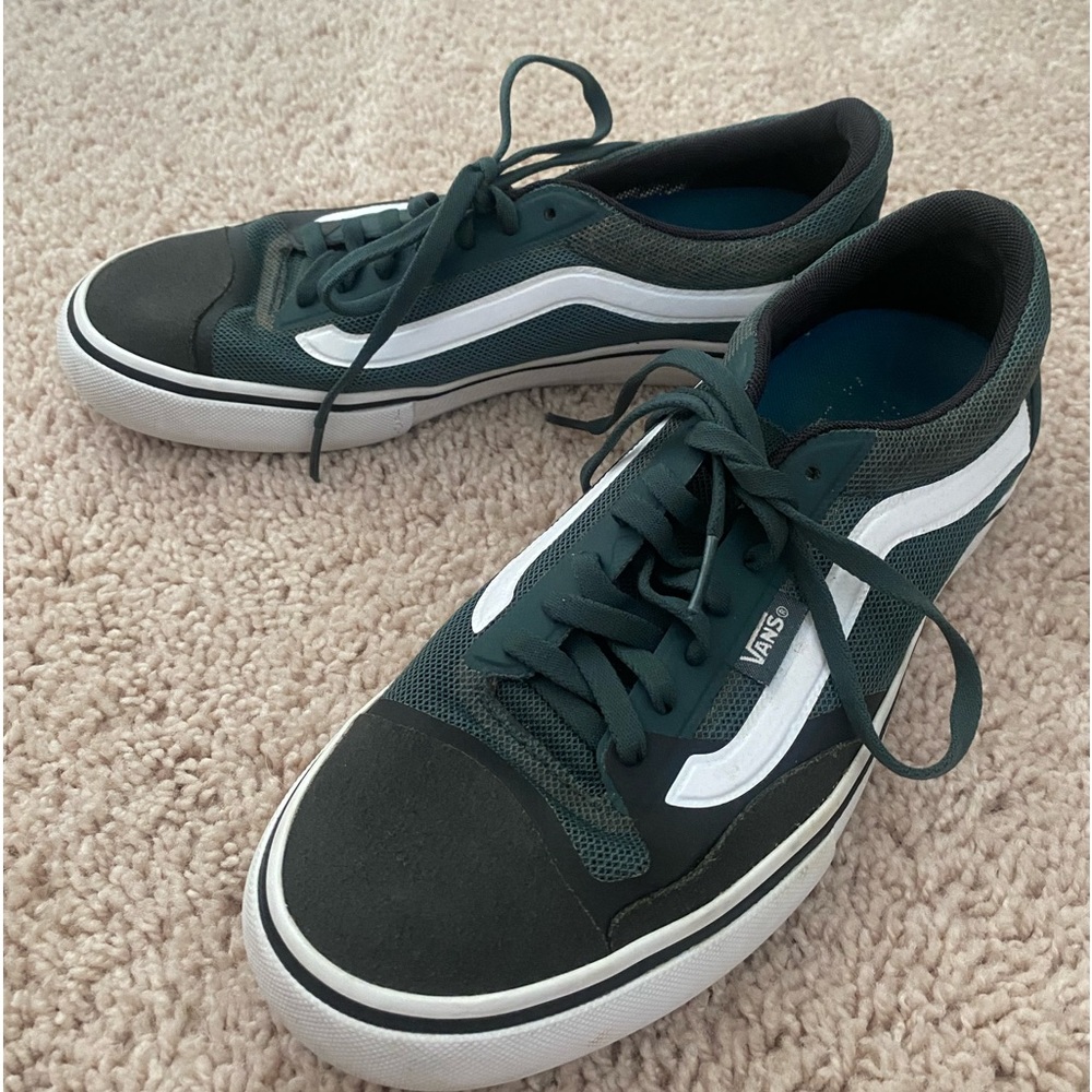 Vans - Dark Green sneakers - US men’s size 7